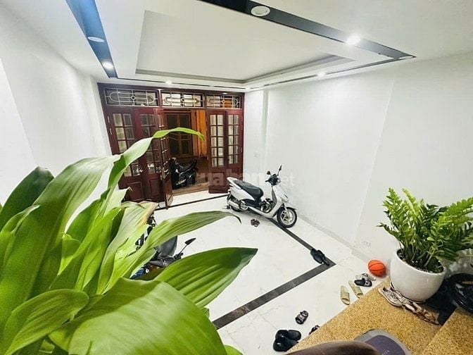 Bán nhà 5 tầng tại Vũ Hữu Thanh Xuân Hà Nội giá 18,9 tỷ