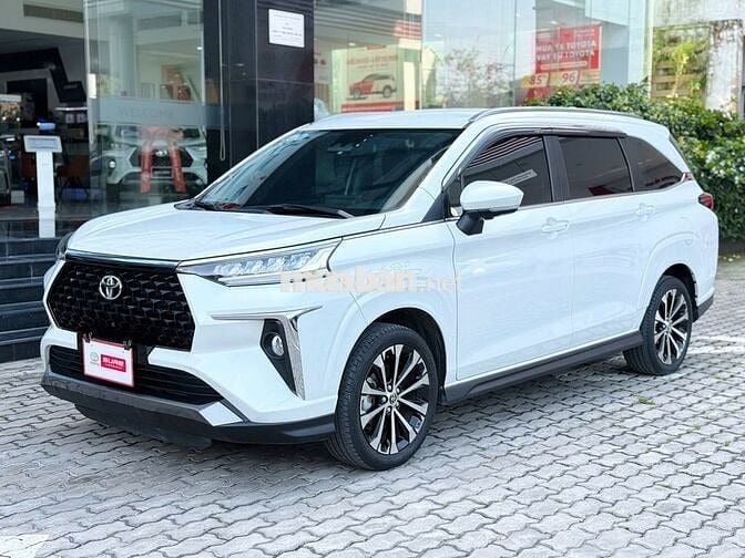 Toyota Veloz Cross CVT Top 2024 50.000 km