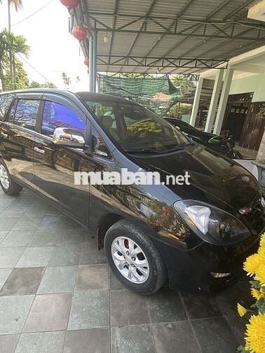 Toyota Innova 2007  - 11111 km