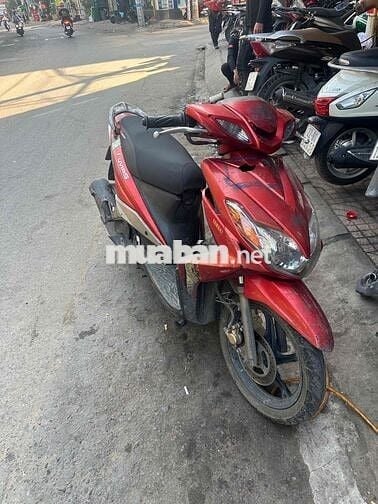 Yamaha Luvias màu Đỏ
