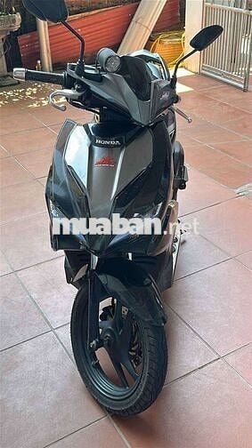 Bán hoặc sang xe lead