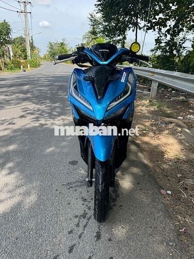 varivo lướt xe đẹp máy em zin.vo cặp .lh 090629960