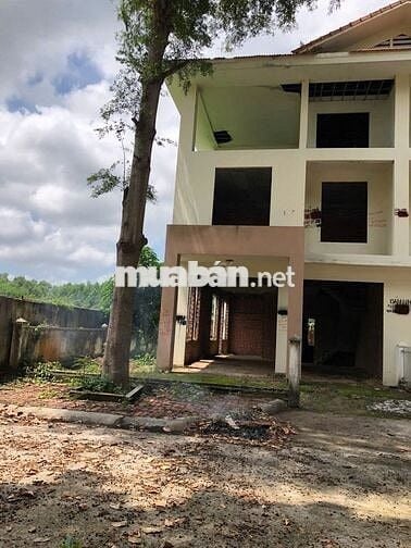 BÁN BIỆT THỰ FIELD VILLA – MẶT TIỀN HÙNG VƯƠNG – PHƯỜNG HÒA LONG, BÀ