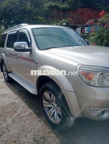 Ford everest đẹp 2011 tiết kiệm bền bỉ  1460000 km