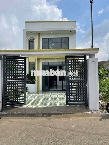 Nhà đẹp gác lửng chánh phú hoà diện tích 150m