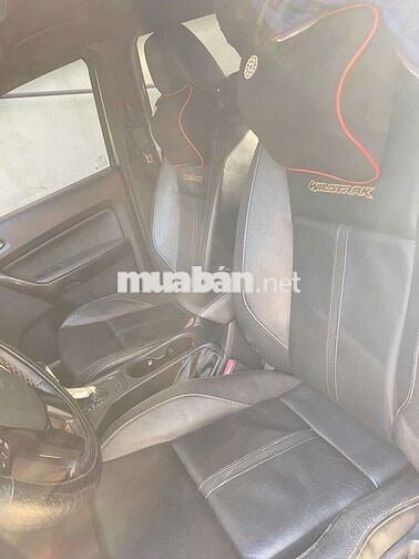 3 145 2018 Wildtrak 2.0L 4x2 AT - 103000 km