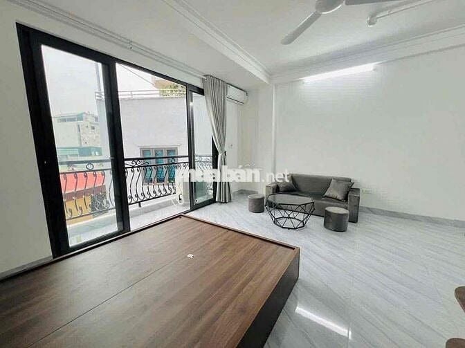 Cho thuê căn hộ mới khai trương ban công cực thoáng quận 10