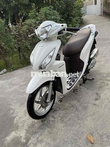 Cần bán visson 2017 máy zin 1 chủ