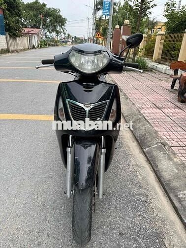 Cần bán xe như hình nhập Ý,zin đét 150 cc