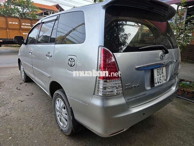 Toyota Innova 2009 G Bạc