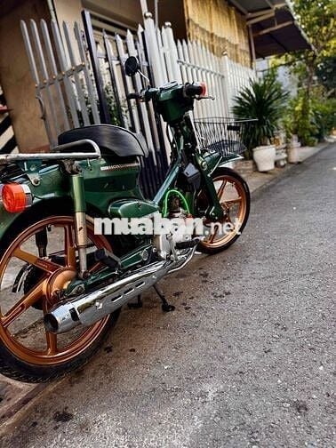 cúp dọn máy không đụng tới