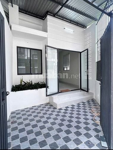 Bán nhà  góc 2MT-ôtô đậu cửa-DT80m2-2PN-2WC-vĩnh Hải-Nha Trang-chỈ 3T8