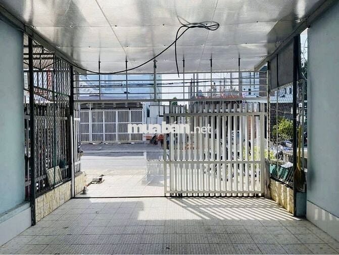 Ngộp ! Cần bán gấp căn nhà ở Hậu Lân 5,Bà Điểm 80m2 SHR giá 1 tỉ 250tr