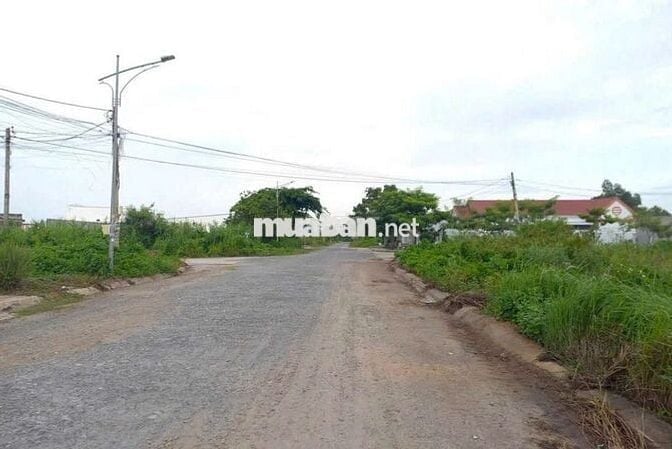 Đất full thổ cư 135 m2 KDC Hòa Mỹ - Mỹ Xuyên