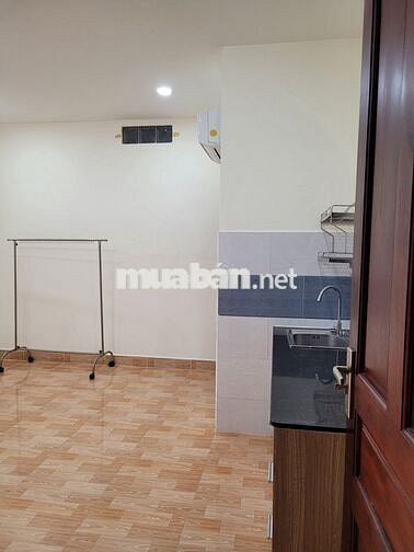 Phòng trọ máy lạnh 2,7tr gần  ngã tư Tô Ký- Nguyễn Ảnh Thủ