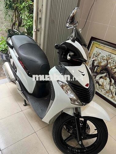 Bán xe SHI 150 xe nhập Ý số máy106 đời 2011