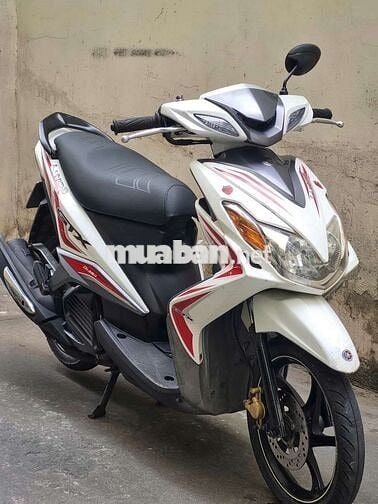 Yamaha Luvias Trắng đỏ