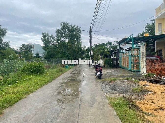 Khái Tây 1  Trục chính Thông Nam Kỳ Khởi Nghĩa và Mai Đăng Chơn, 3290