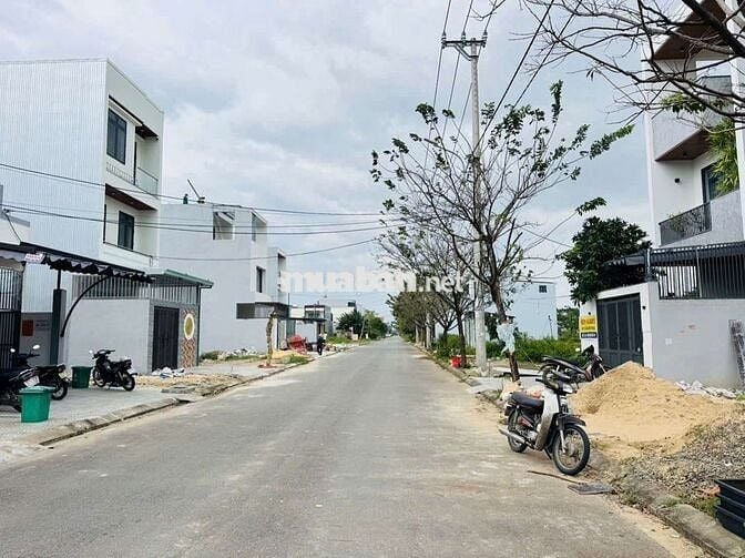 Một Siêu Phẩm  chủ cần ra Nhanh