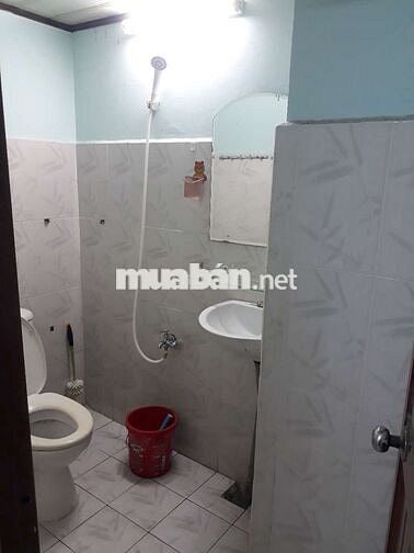 Cho thuê căn hộ chung cư 52. 1 PN. Giá 6tr