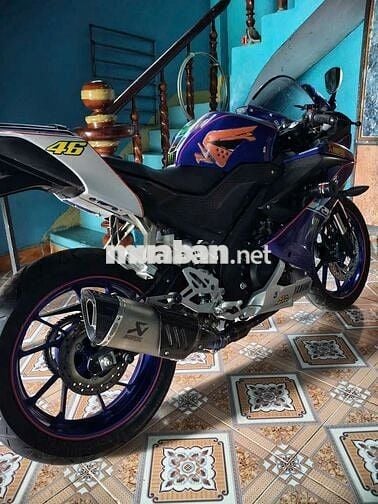 Bán xe r15 v3. Đi 5000km. Tại Quảng Nam