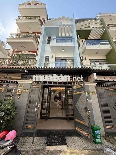 nhà 4x15m 4 tầng, hẻm xe hơi gần chợ Bến Thành , gần trường Kim Đồng