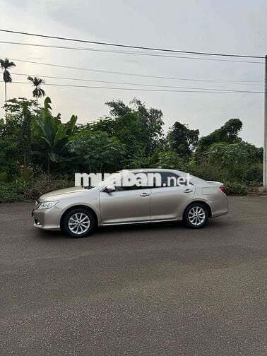 Toyota Camry 2014 2.0E - 95000 km