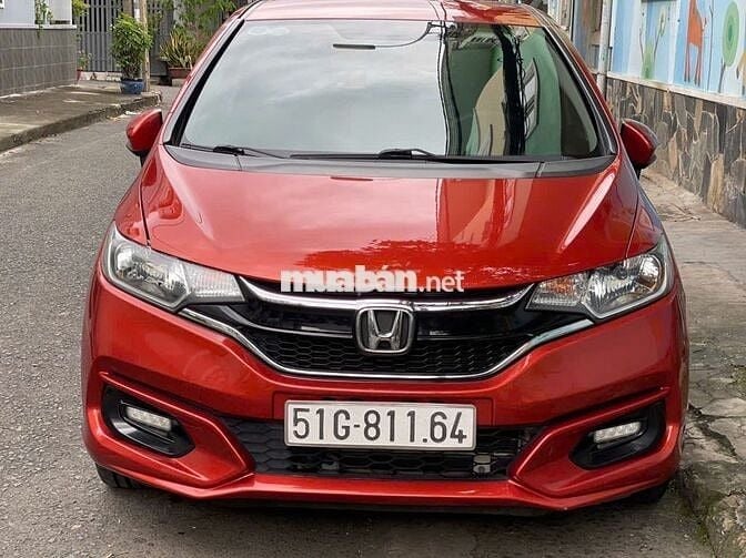Jazz VX 2018 odo zin hãng 54,000Km rất đẹp.