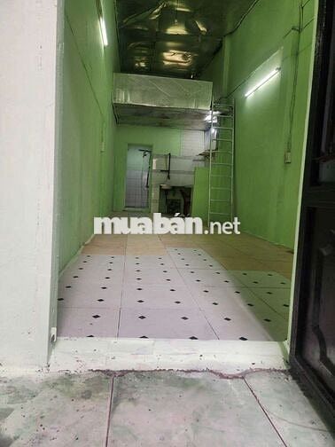 Nhà nhỏ nguyên căn lối đi riêng ra đg trịnh thị miếng