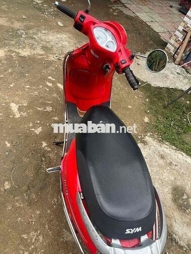 SYM Attila màu Đỏ