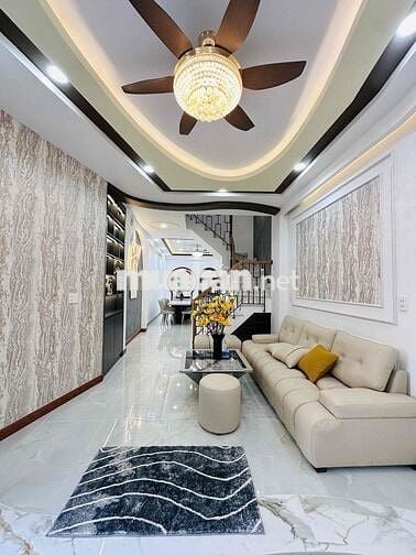 NHÀ 4 TẦNG BTCT - GẦN MẶT TIỀN NGÔ GIA TỰ - THIẾT KẾ HIỆN ĐẠI - NỘI TH