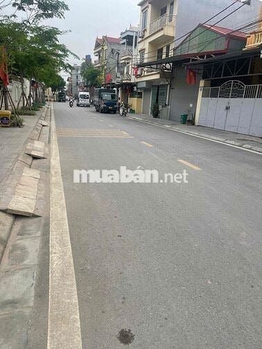 Bán đất lễ pháp f0,ô tô đỗ cửa, 100m ra khu đấu giá,công viên kim quy