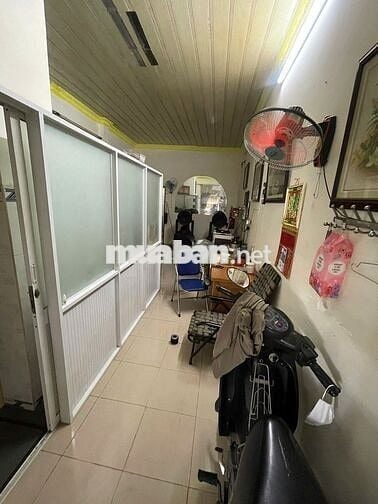 Nhà Hẻm Trung Tâm gần Quảng Trường Tỉnh Biên Hoà Nguyễn Ái Quốc