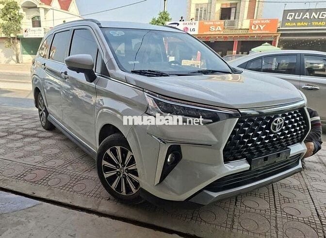 Toyota Veloz 2022 Trắng Số tự động