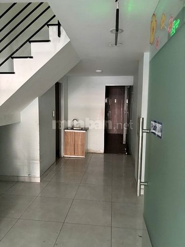 Cho thuê nhà Mặt tiền Đường Nguyễn Huy Tự, Quận 1