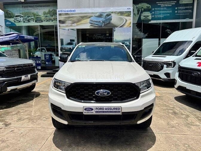 Ford Everest Titanium 2021 4x4 - 34.000km Trắng