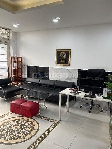 Văn phòng cho thuê mới 100%– phù hợp công ty nhỏ đến vừa