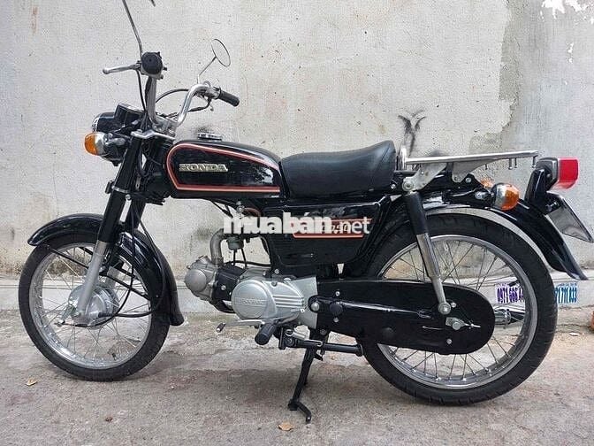 Honda CD50 Đen Cổ điển