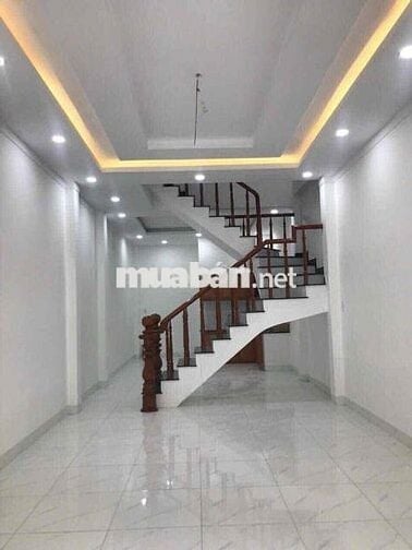 nhà 1 trệt 2 lầu, TÂN PHƯỚC KHÁNH,TÂN UYÊN,75m2,4p ngủ,sân xe hơi