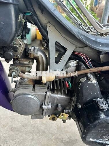 Xe máy Wave màu Tím