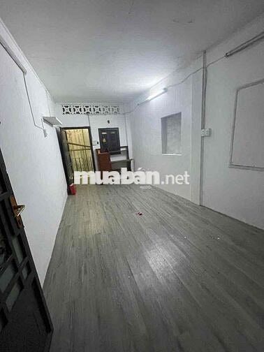 cho thuê nhà nguyên căn. 2pn1wc Tô Hiến Thành Q10