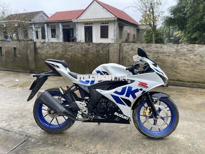 Suzuki GSX-R150 Trắng xanh 9000 km