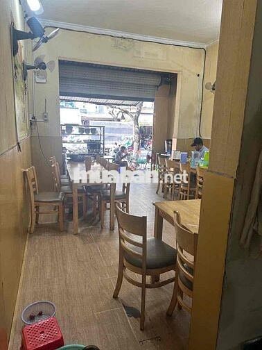 Sang Quán bún chả trệt lầu khu vực sung túc