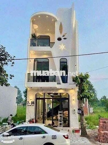 BÁN NHÀ TRỆT 2 LẦU MỚI XÂY KDC HỒNG LOAN TẶNG FULL NỘI THẤT CAO CẤP