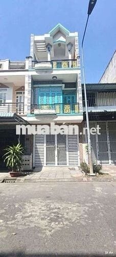 Cho thuê nhà gần Vincom 550 Dĩ An