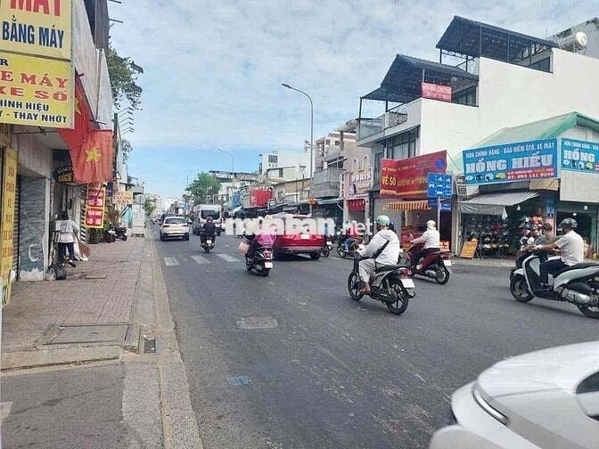 Cho thuê nhà Full Nội Thất-9Triệu- Nguyễn Kiệm- Phú Nhuận