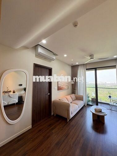 BÁN CĂN HỘ 678-78m2 tầng cao full nội thất xịn Bao thuế Phí 4tỷ8