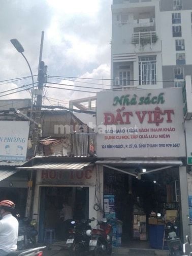 Nhà mặt tiền kinh doanh gần chợ, gần ngã tư Thanh Đa