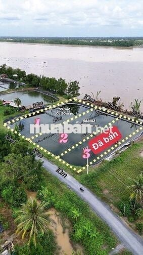 588m² có 50m² TC mặt tiền sông đường nhựa, giá chỉ 750 triệu
