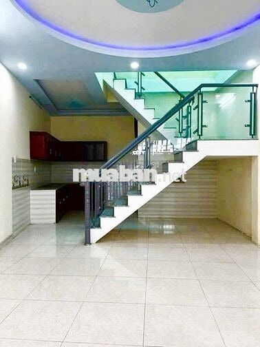 Cho thuê nhà Lầu Trệt gần ngã ba Cây lơn phường Đông Hoà